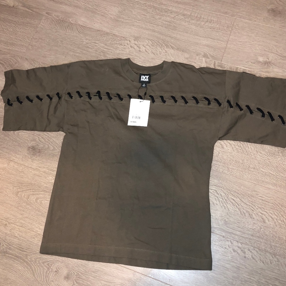 Ivy Park Oversized Top- NWT (Small)